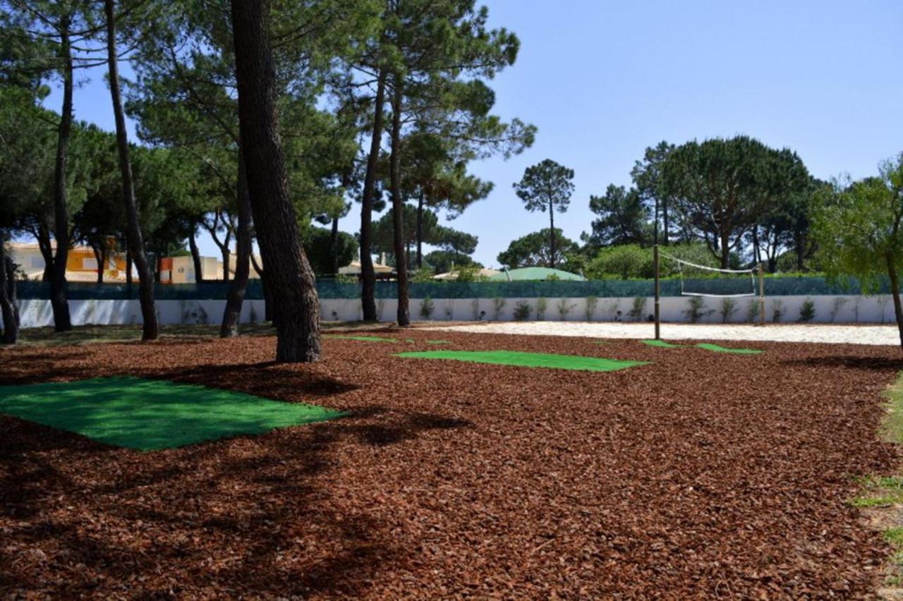 8-Bed Villa In Vilamoura-Sleeps-Playground-Pool 外观 照片