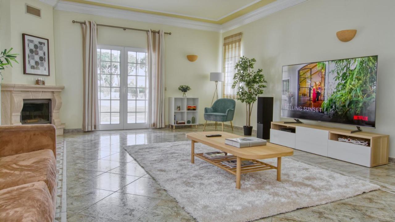 8-Bed Villa In Vilamoura-Sleeps-Playground-Pool 外观 照片