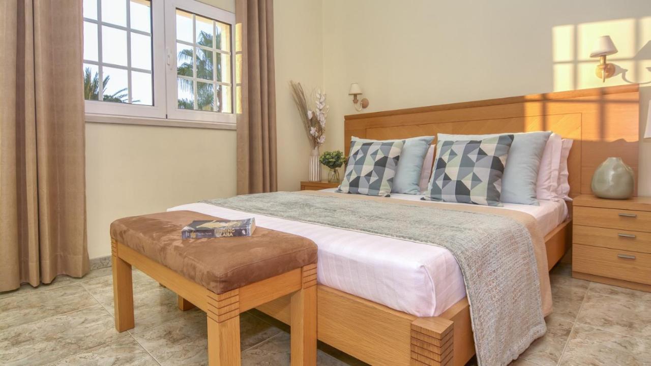 8-Bed Villa In Vilamoura-Sleeps-Playground-Pool 外观 照片